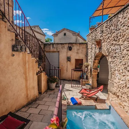Maison En Pierre Avec Bassin La Bastide-dʼEngras